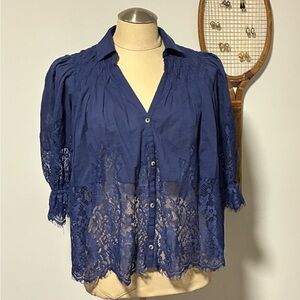 BY ANTHROPOLOGIE Victorian Sheer-lace Blouse In Navy Blue, size XXS